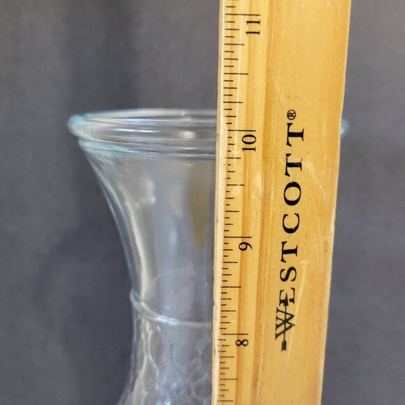 Grant Howard Water Carafe, 10” Chicken & Chicken Wire Or Honeycomb, Yellow Lid - Picture 6 of 7